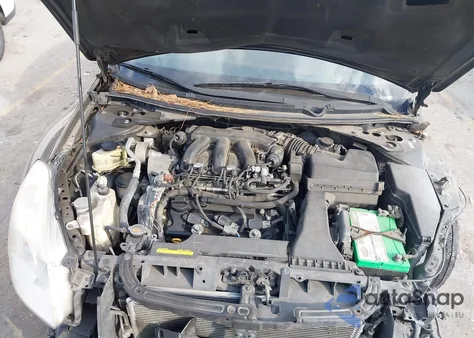 2010 Nissan Altima 3.5 Sr from USA, damaged, VIN 1N4BL2AP5AN416286